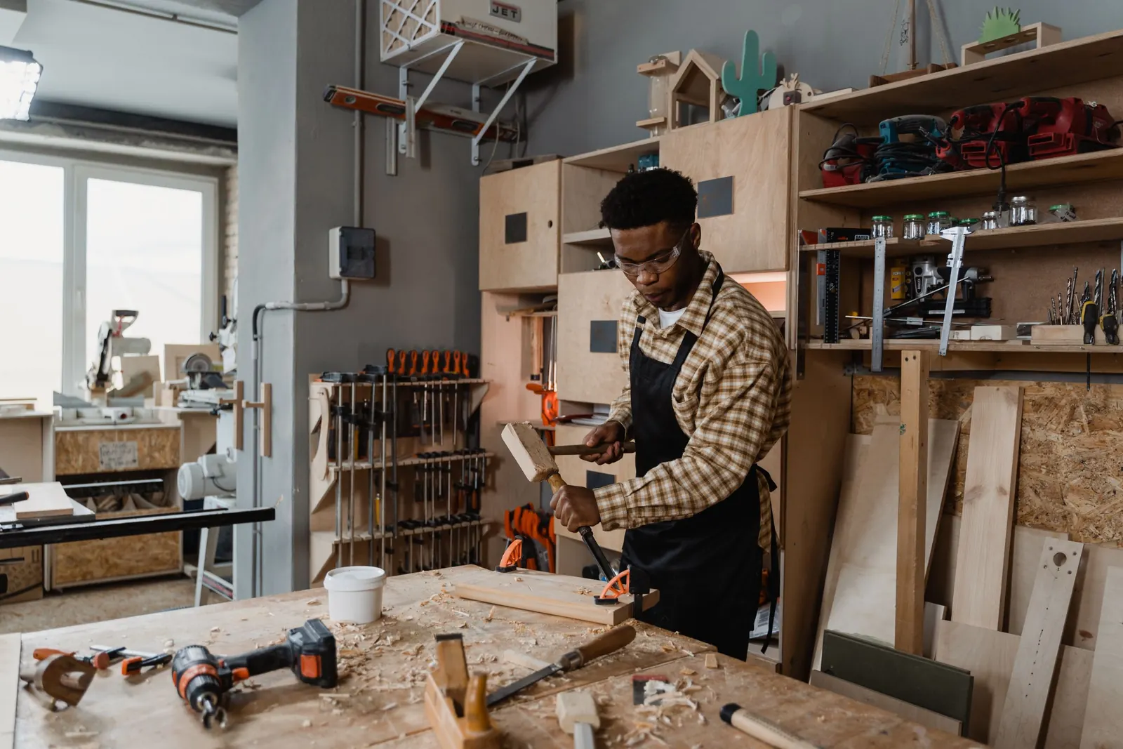Custom carpentry and woodwork