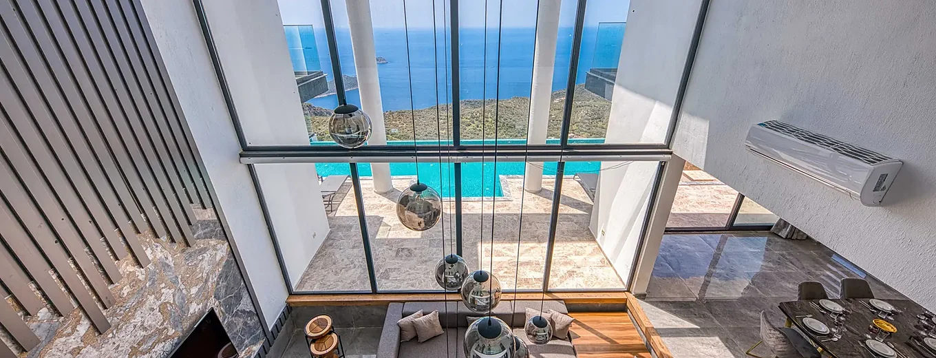 Grand living space interior inspiration