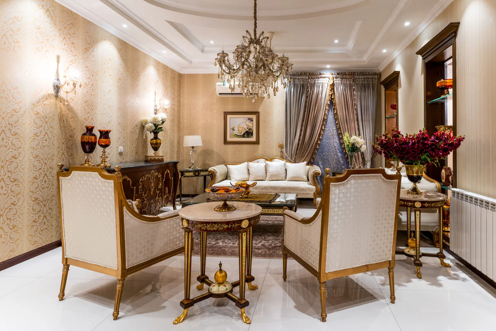 Luxury living room