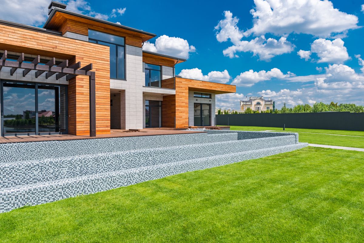Courtyard Home style by AR Enterprises