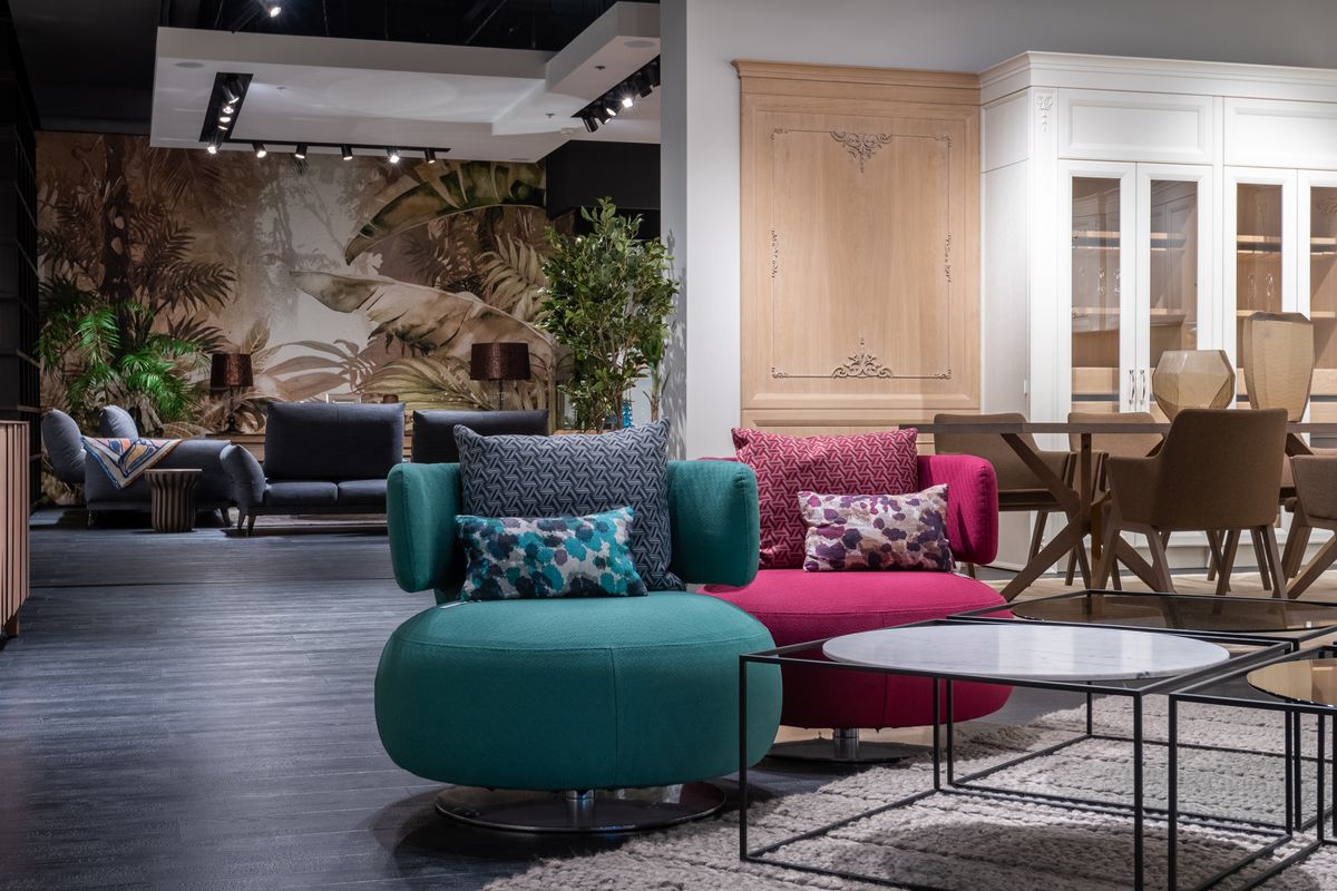 Showroom Design — commercial interior design by AR Enterprises
