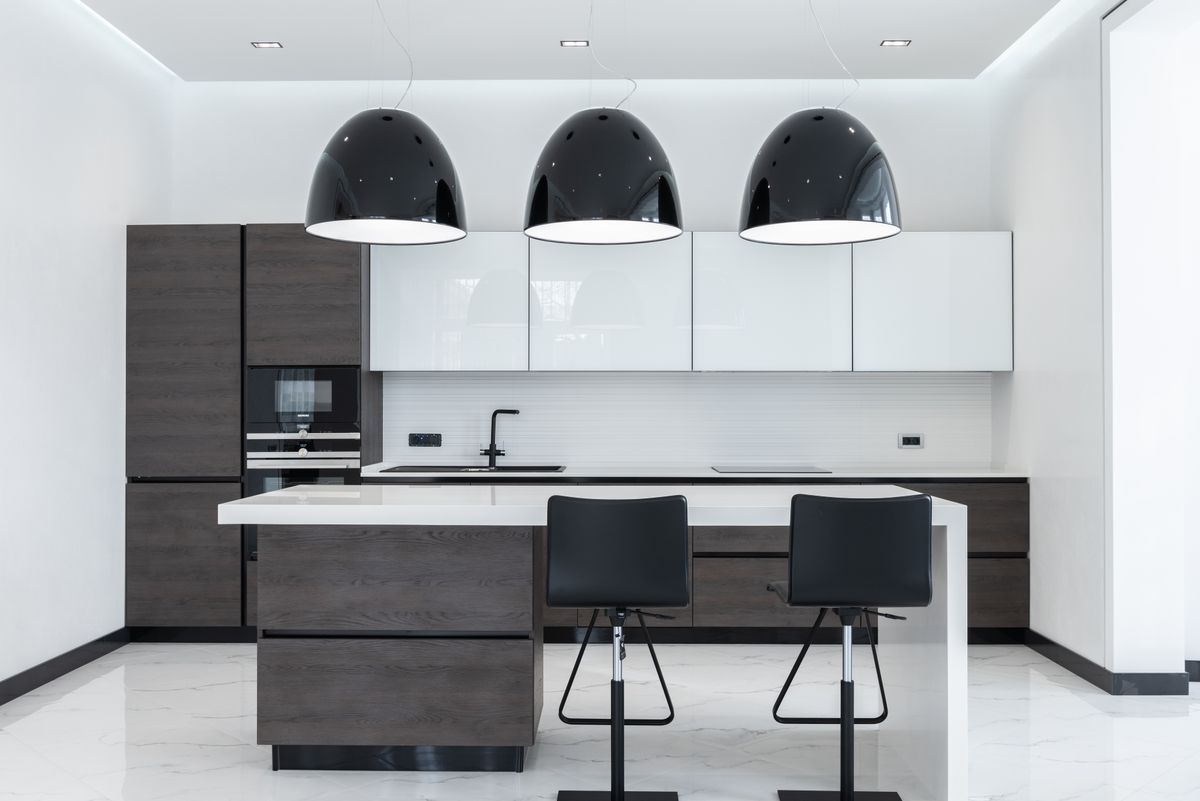 Minimal Kitchen design by AR Enterprises