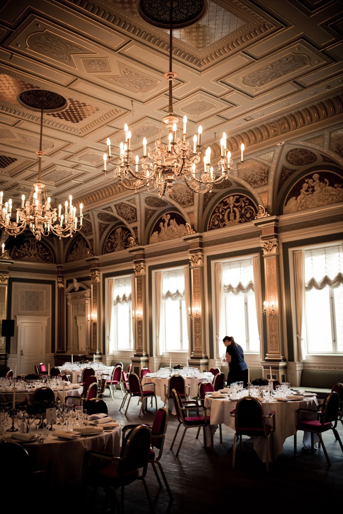 Luxury Dining — restaurant interior design by AR Enterprises